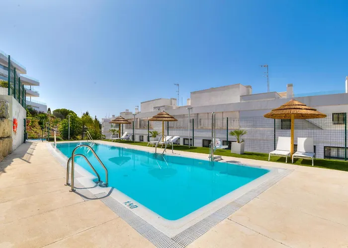 Apartman One80 Residences New Corner With Amazing Sea View To Gibraltar & Africa *